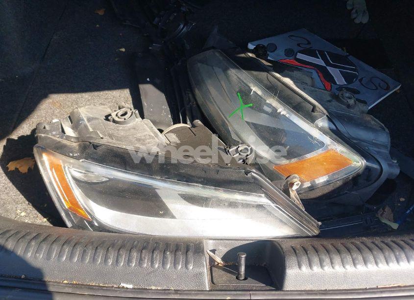 Photo 12 of 2013 Volkswagen Jetta 2.5L SE (VIN 3VWDP7AJ2DM396090)