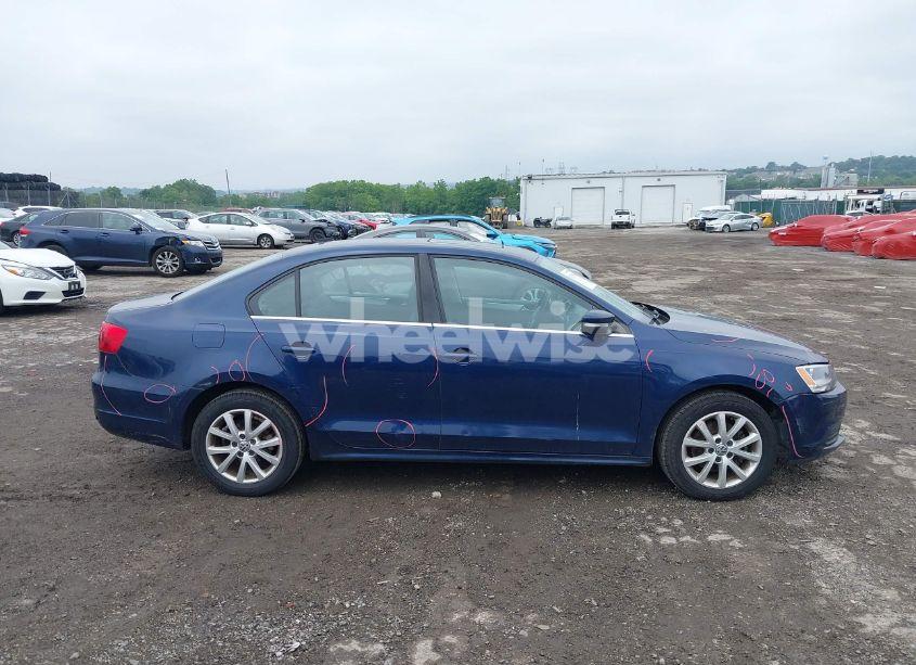 Photo 13 of 2013 Volkswagen Jetta 2.5L SE (VIN 3VWDP7AJ2DM409212)