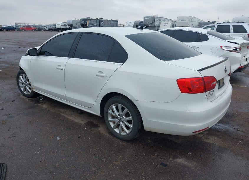 Photo 3 of 2013 Volkswagen Jetta 2.5L SE (VIN 3VWDP7AJ2DM421182)