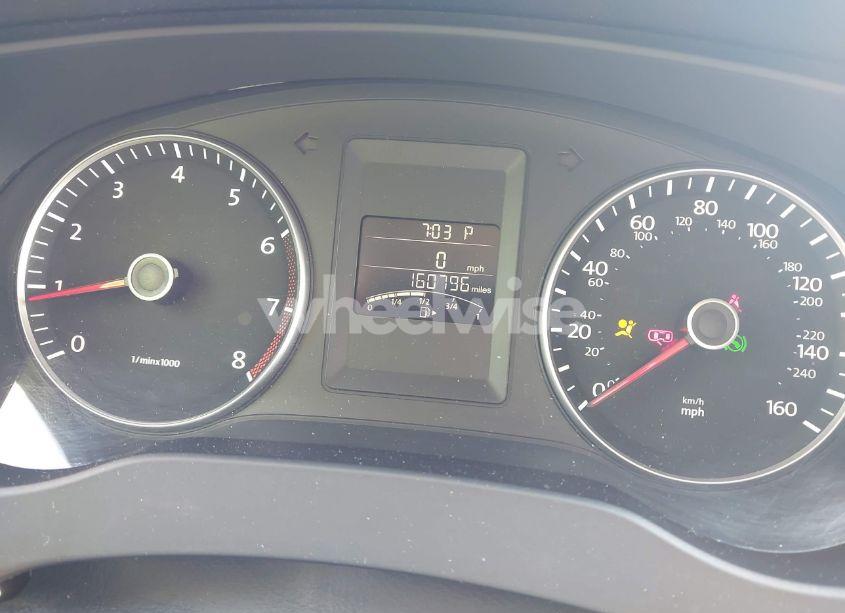 Photo 7 of 2013 Volkswagen Jetta 2.5L SE (VIN 3VWDP7AJ2DM421232)