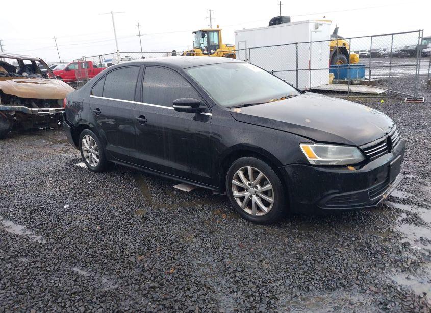 2013 Volkswagen Jetta 2.5L SE (VIN 3VWDP7AJ2DM426088) main photo