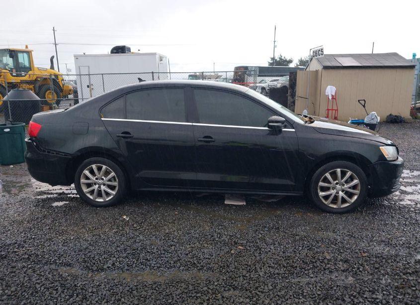 Photo 13 of 2013 Volkswagen Jetta 2.5L SE (VIN 3VWDP7AJ2DM426088)