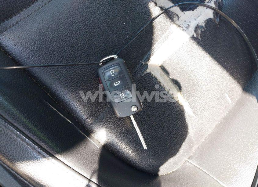 Photo 11 of 2013 Volkswagen Jetta 2.5L SE (VIN 3VWDP7AJ2DM447510)