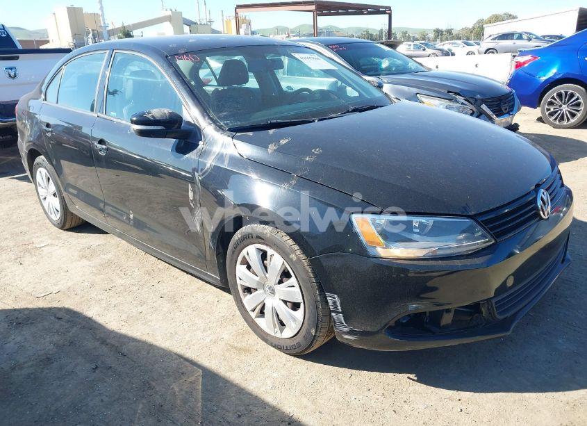 2012 Volkswagen Jetta 2.5L SE (VIN 3VWDP7AJ3CM026104) main photo