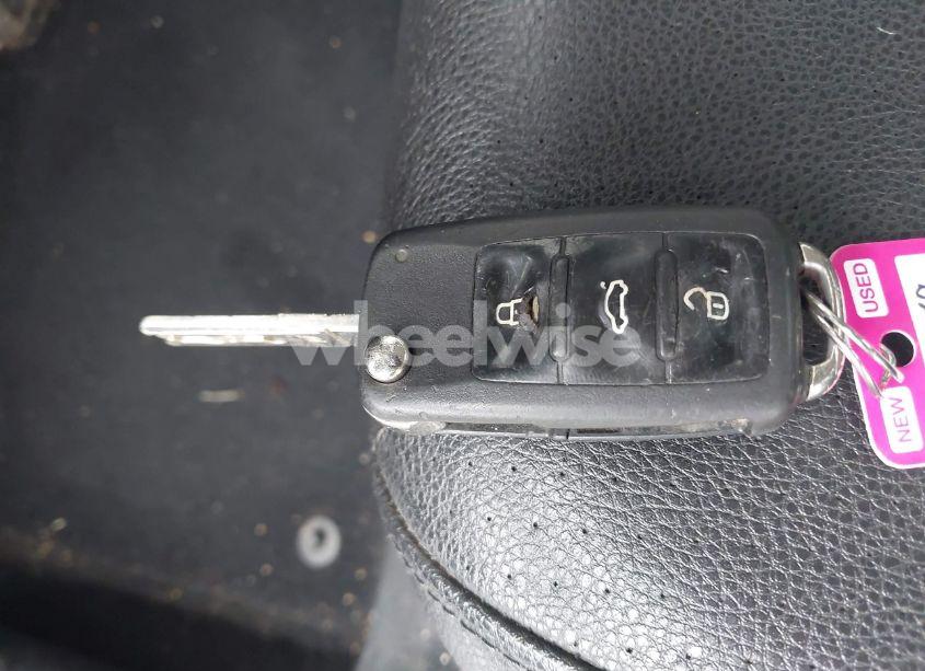 Photo 11 of 2012 Volkswagen Jetta 2.5L SE (VIN 3VWDP7AJ3CM064867)