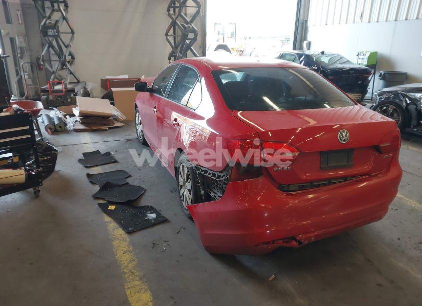 Photo 3 of 2012 Volkswagen Jetta 2.5L SE (VIN 3VWDP7AJ3CM112240)