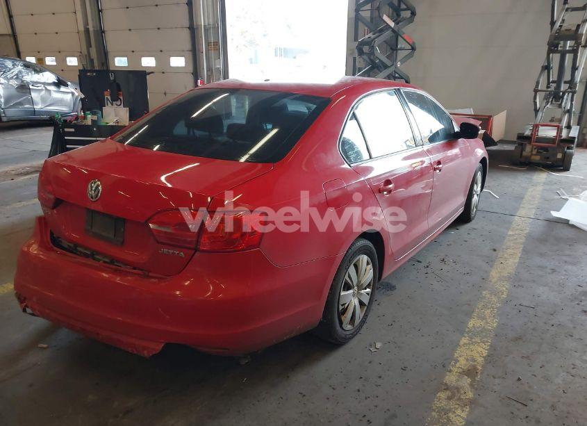 Photo 4 of 2012 Volkswagen Jetta 2.5L SE (VIN 3VWDP7AJ3CM112240)