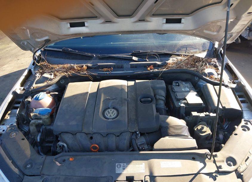 Photo 10 of 2012 Volkswagen Jetta 2.5L SE (VIN 3VWDP7AJ3CM131046)