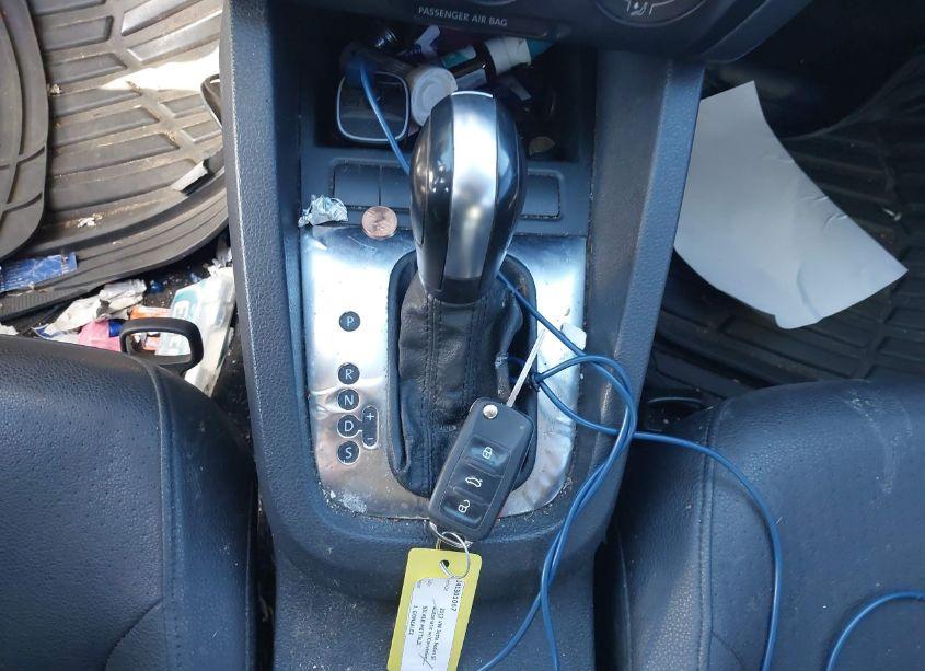 Photo 11 of 2012 Volkswagen Jetta 2.5L SE (VIN 3VWDP7AJ3CM131046)