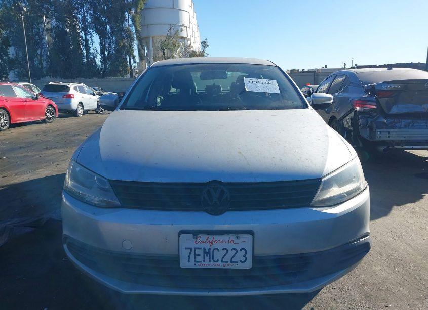 Photo 12 of 2012 Volkswagen Jetta 2.5L SE (VIN 3VWDP7AJ3CM131046)