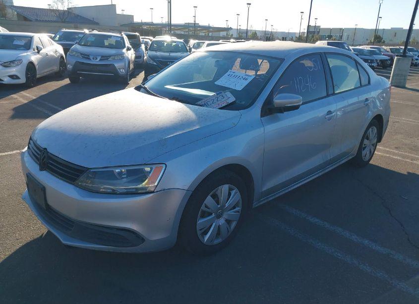 Photo 2 of 2012 Volkswagen Jetta 2.5L SE (VIN 3VWDP7AJ3CM131046)