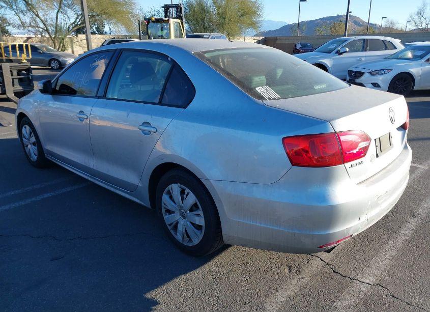 Photo 3 of 2012 Volkswagen Jetta 2.5L SE (VIN 3VWDP7AJ3CM131046)