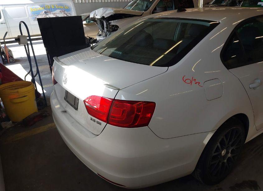 Photo 17 of 2012 Volkswagen Jetta 2.5L SE (VIN 3VWDP7AJ3CM316231)