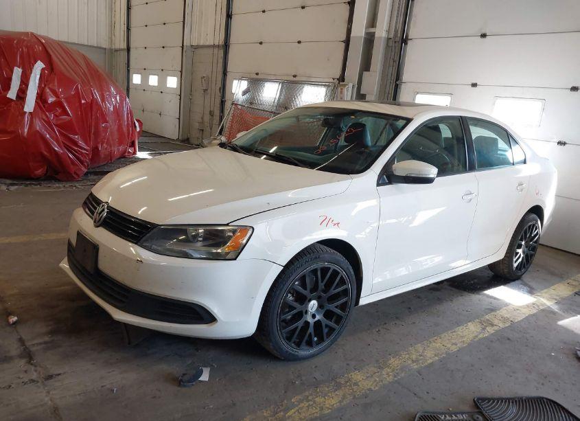 Photo 2 of 2012 Volkswagen Jetta 2.5L SE (VIN 3VWDP7AJ3CM316231)