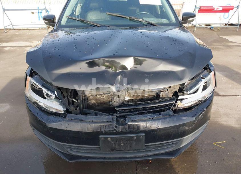 Photo 6 of 2012 Volkswagen Jetta 2.5L SE (VIN 3VWDP7AJ3CM322336)