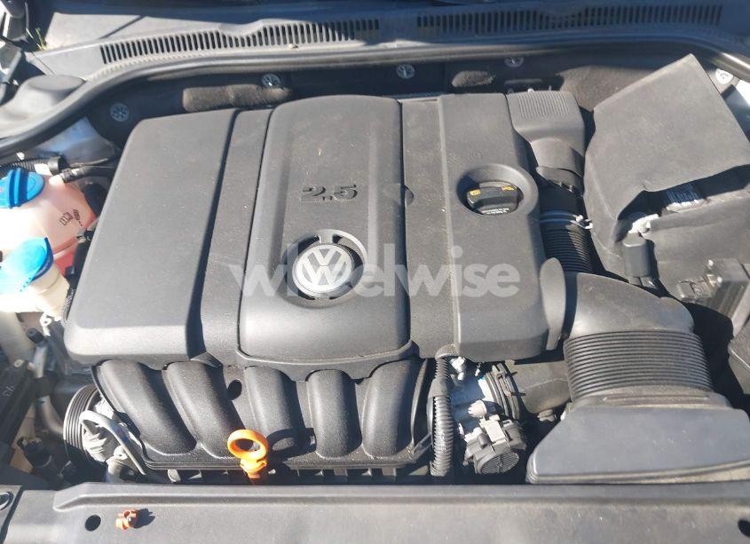 Photo 10 of 2012 Volkswagen Jetta 2.5L SE (VIN 3VWDP7AJ3CM340190)