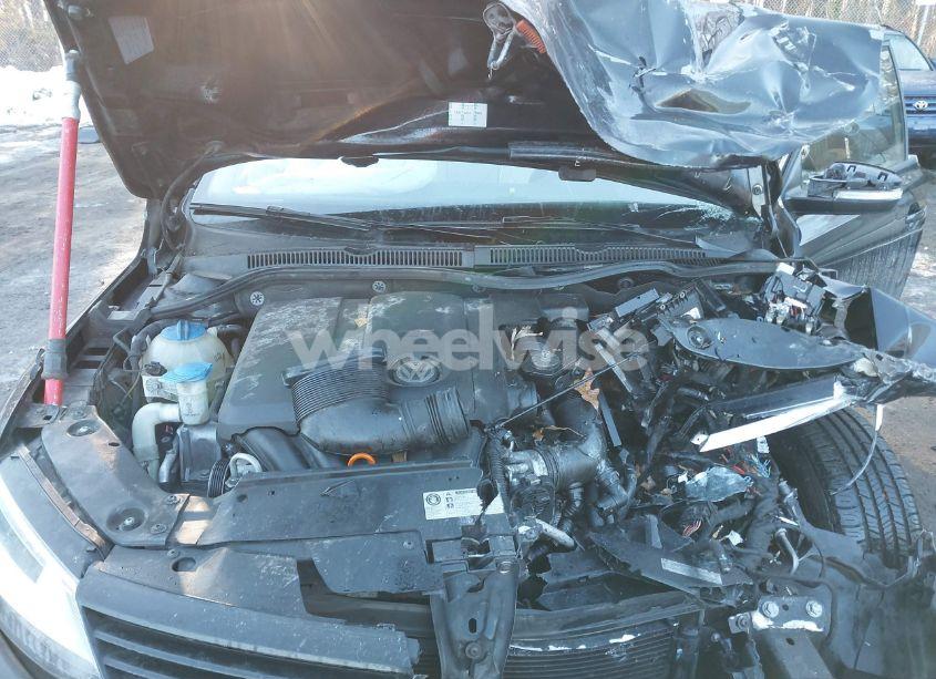 Photo 10 of 2012 Volkswagen Jetta 2.5L SE (VIN 3VWDP7AJ3CM375750)