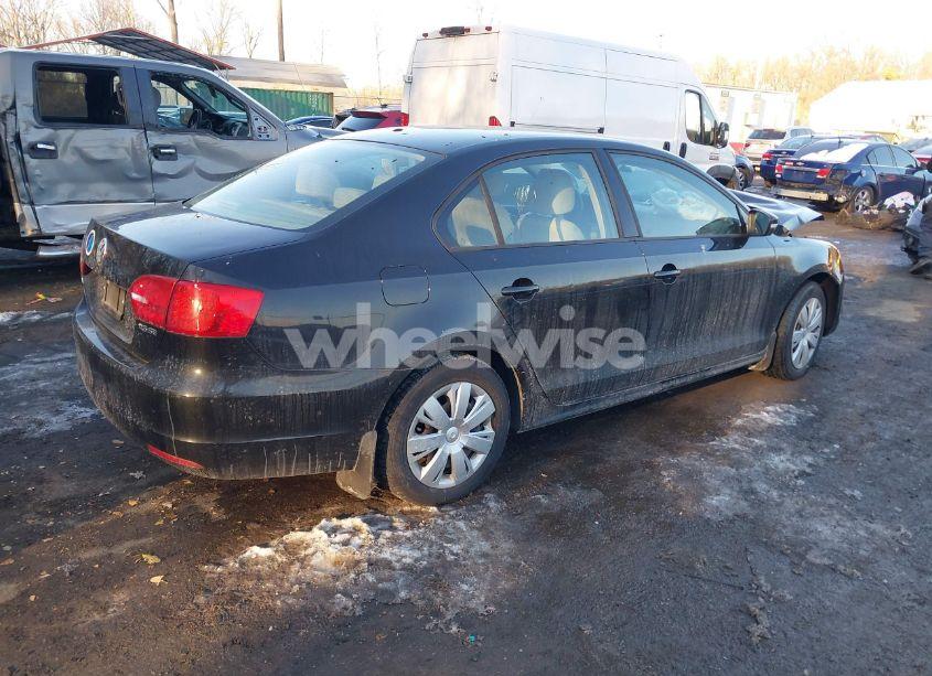 Photo 4 of 2012 Volkswagen Jetta 2.5L SE (VIN 3VWDP7AJ3CM375750)