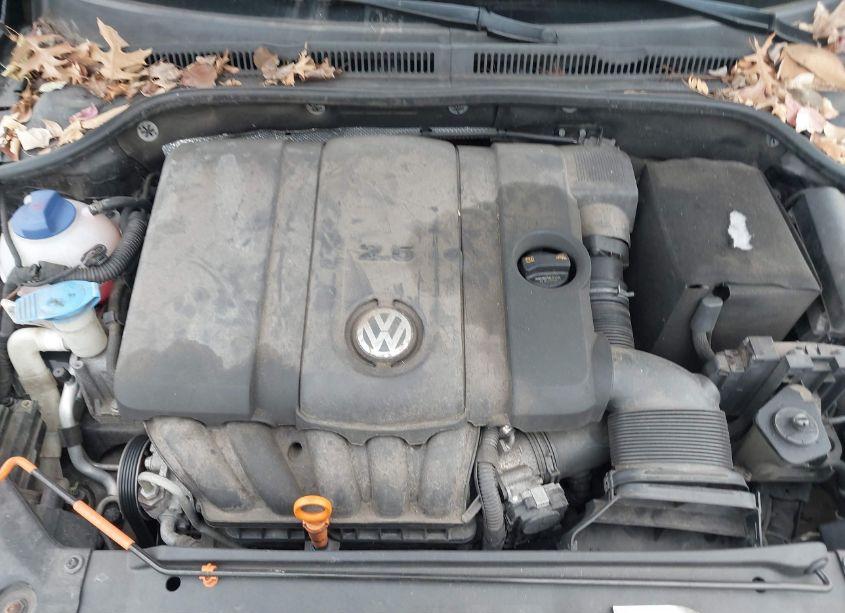 Photo 10 of 2012 Volkswagen Jetta 2.5L SE (VIN 3VWDP7AJ3CM380964)