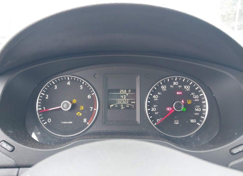 Photo 7 of 2012 Volkswagen Jetta 2.5L SE (VIN 3VWDP7AJ3CM380964)