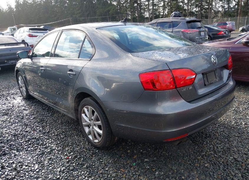 Photo 3 of 2012 Volkswagen Jetta 2.5L SE (VIN 3VWDP7AJ3CM403093)