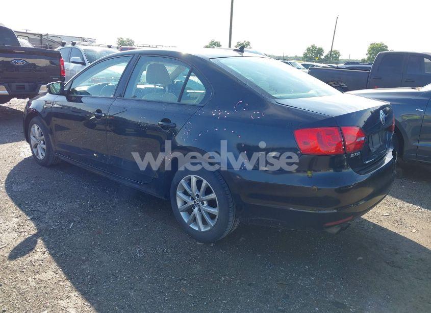 Photo 3 of 2012 Volkswagen Jetta 2.5L SE (VIN 3VWDP7AJ3CM416197)