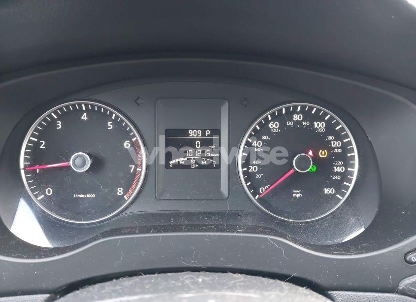 Photo 7 of 2013 Volkswagen Jetta 2.5L SE (VIN 3VWDP7AJ3DM252788)