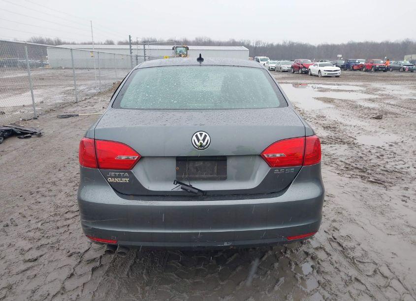 Photo 17 of 2013 Volkswagen Jetta 2.5L SE (VIN 3VWDP7AJ3DM288996)