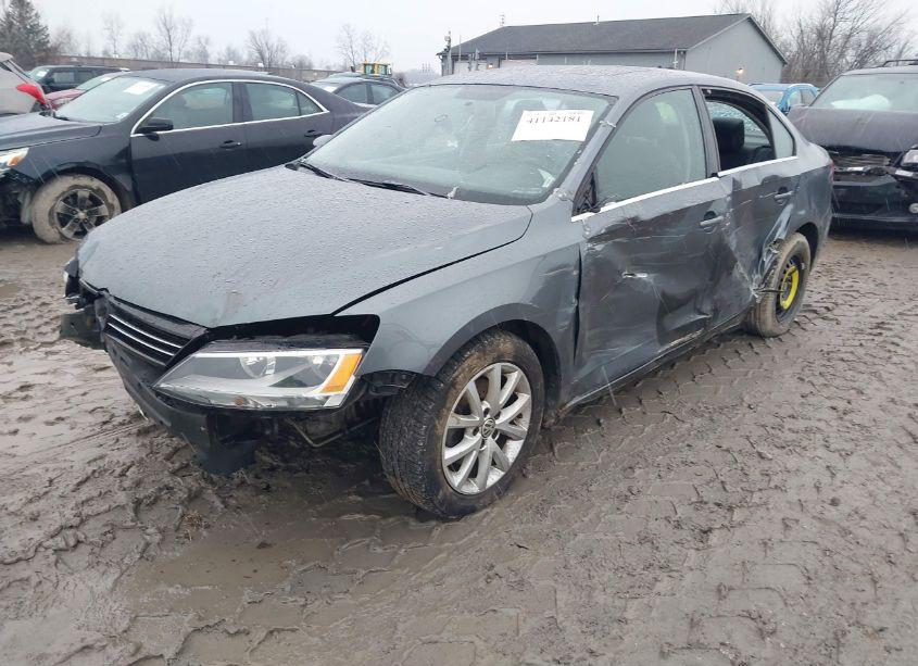 Photo 2 of 2013 Volkswagen Jetta 2.5L SE (VIN 3VWDP7AJ3DM288996)