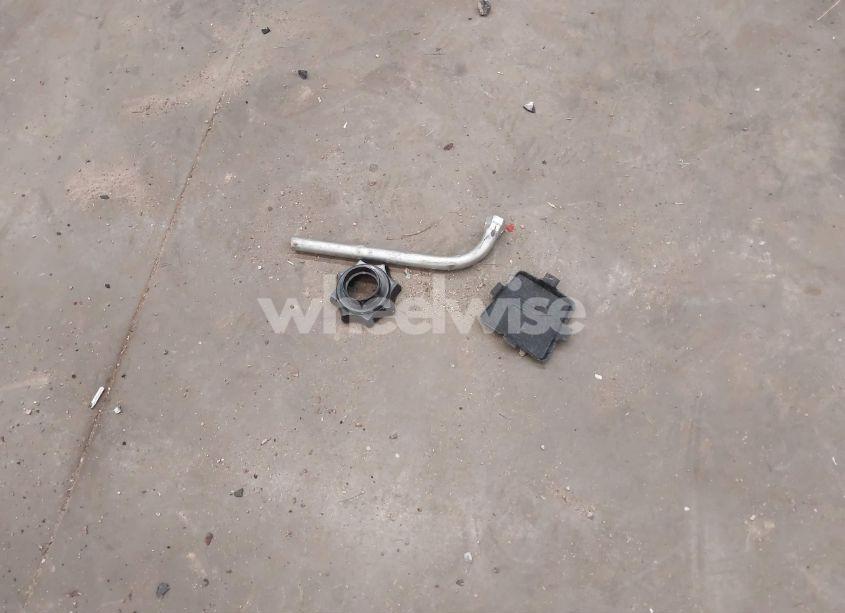 Photo 12 of 2013 Volkswagen Jetta 2.5L SE (VIN 3VWDP7AJ3DM388564)