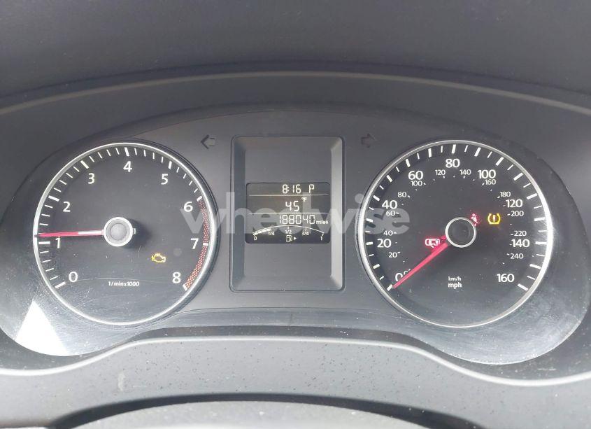 Photo 7 of 2013 Volkswagen Jetta 2.5L SE (VIN 3VWDP7AJ3DM408599)