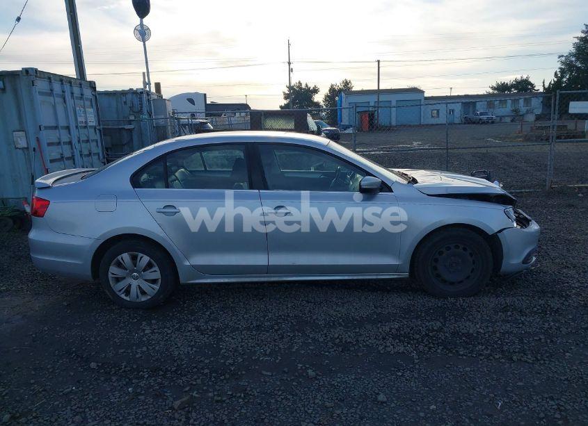 Photo 13 of 2013 Volkswagen Jetta 2.5L SE (VIN 3VWDP7AJ3DM413074)