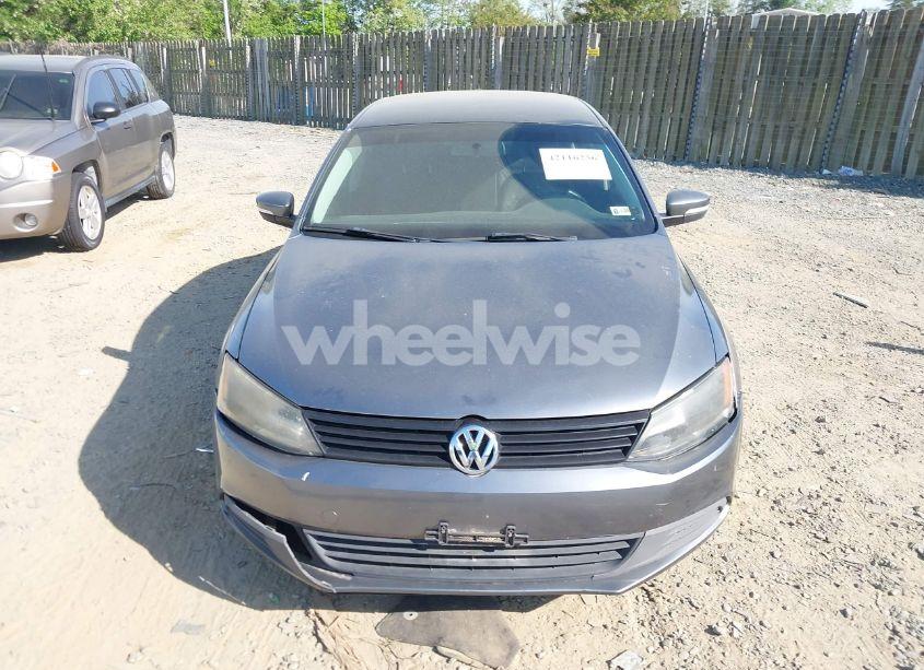 Photo 6 of 2012 Volkswagen Jetta 2.5L SE (VIN 3VWDP7AJ4CM300149)