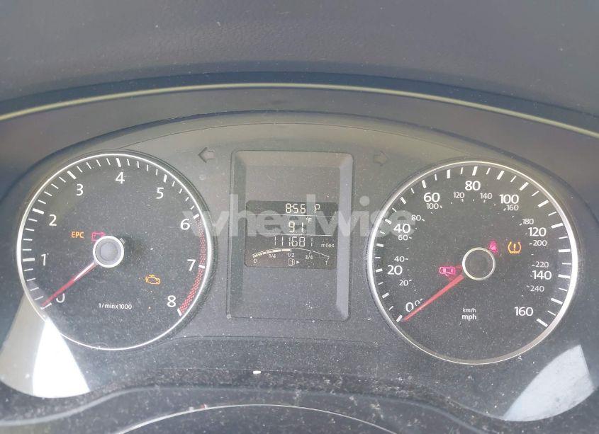 Photo 7 of 2012 Volkswagen Jetta 2.5L SE (VIN 3VWDP7AJ4CM300149)