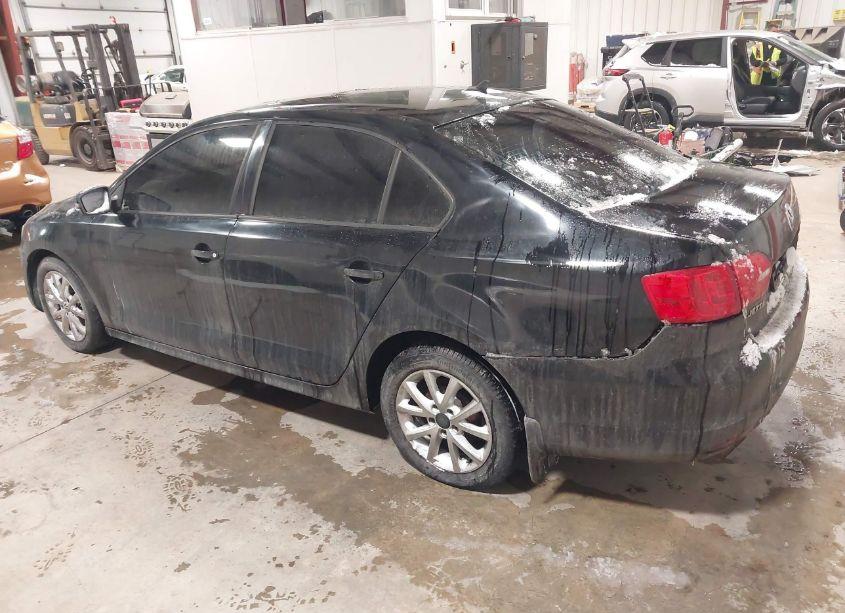 Photo 3 of 2012 Volkswagen Jetta 2.5L SE (VIN 3VWDP7AJ4CM309546)