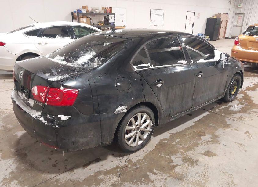 Photo 4 of 2012 Volkswagen Jetta 2.5L SE (VIN 3VWDP7AJ4CM309546)