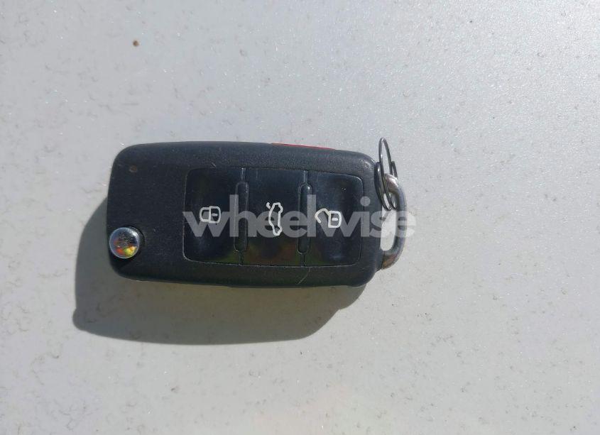 Photo 11 of 2012 Volkswagen Jetta 2.5L SE (VIN 3VWDP7AJ4CM314780)