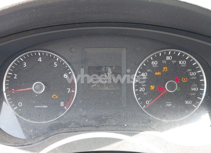 Photo 7 of 2012 Volkswagen Jetta 2.5L SE (VIN 3VWDP7AJ4CM323219)