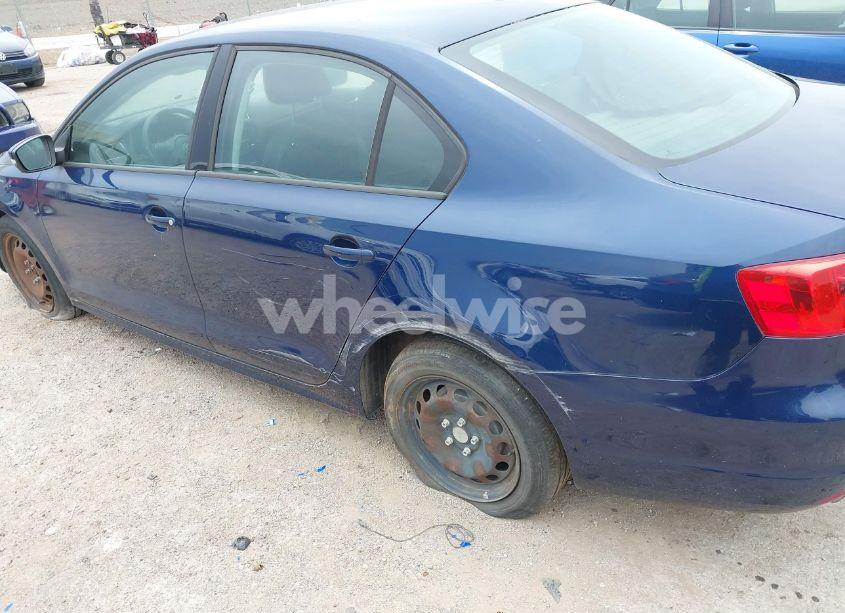 Photo 12 of 2012 Volkswagen Jetta 2.5L SE (VIN 3VWDP7AJ4CM332776)