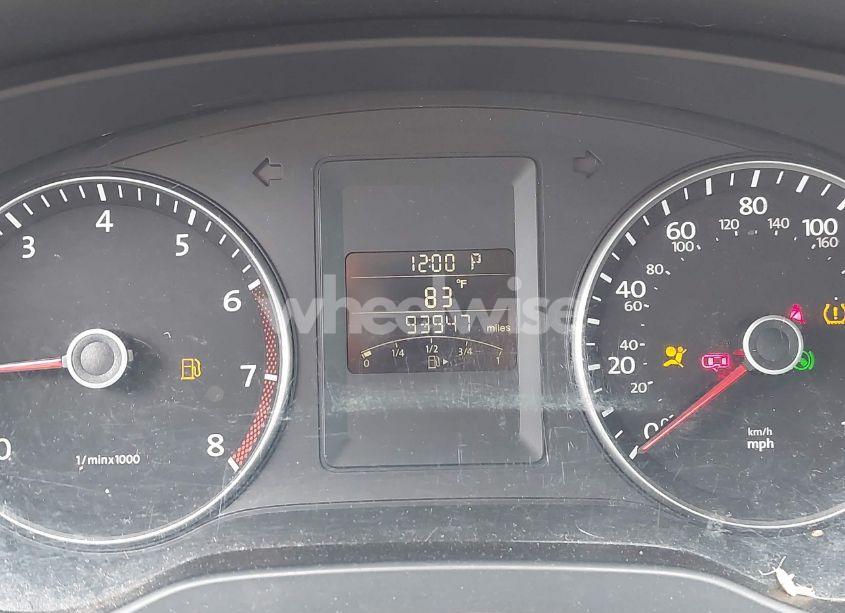 Photo 7 of 2012 Volkswagen Jetta 2.5L SE (VIN 3VWDP7AJ4CM332776)