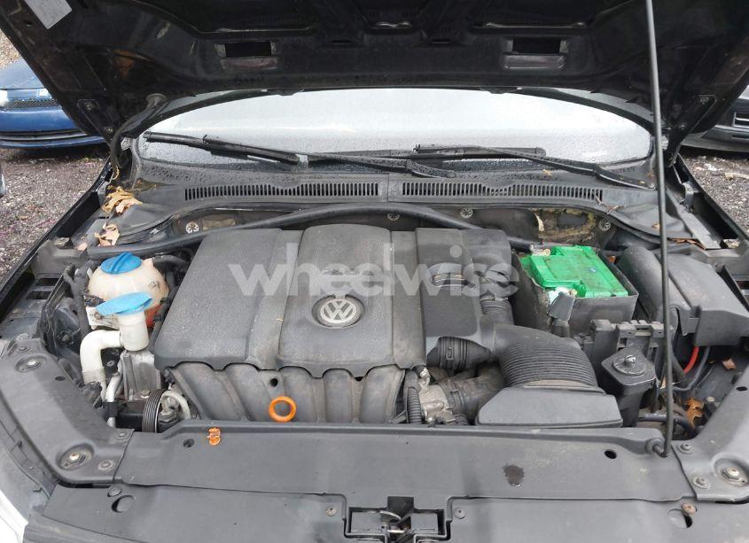 Photo 10 of 2012 Volkswagen Jetta 2.5L SE (VIN 3VWDP7AJ4CM338027)