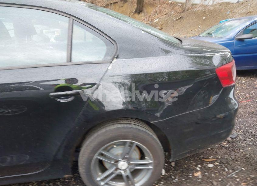 Photo 13 of 2012 Volkswagen Jetta 2.5L SE (VIN 3VWDP7AJ4CM338027)