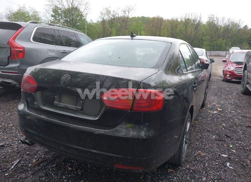 Photo 14 of 2012 Volkswagen Jetta 2.5L SE (VIN 3VWDP7AJ4CM338027)