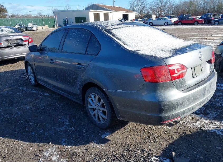 Photo 3 of 2012 Volkswagen Jetta 2.5L SE (VIN 3VWDP7AJ4CM349268)
