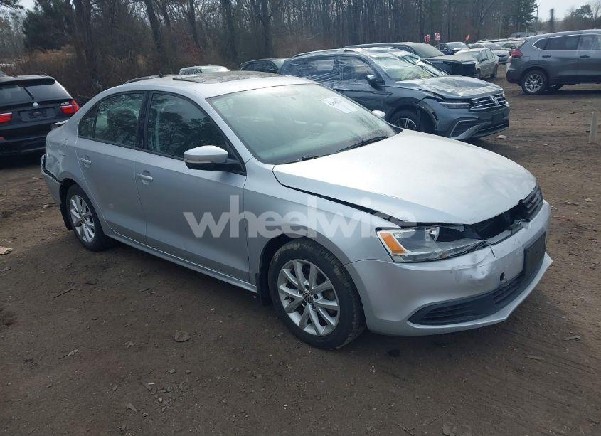 2012 Volkswagen Jetta 2.5L SE (VIN 3VWDP7AJ4CM356639) main photo
