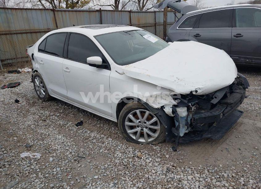 2012 Volkswagen Jetta 2.5L SE (VIN 3VWDP7AJ4CM356799) main photo