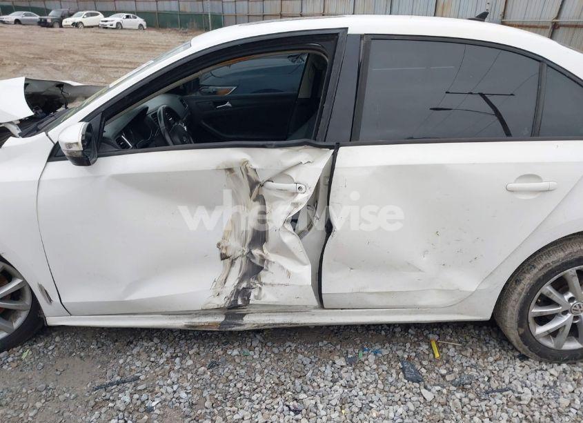 Photo 13 of 2012 Volkswagen Jetta 2.5L SE (VIN 3VWDP7AJ4CM356799)