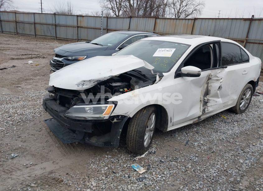 Photo 2 of 2012 Volkswagen Jetta 2.5L SE (VIN 3VWDP7AJ4CM356799)