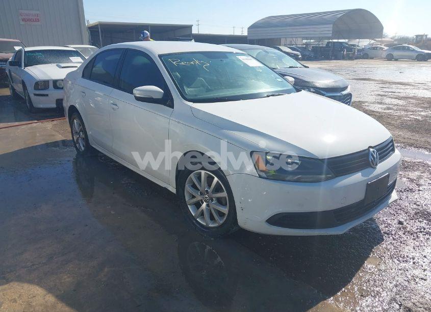 2012 Volkswagen Jetta 2.5L SE (VIN 3VWDP7AJ4CM457941) main photo