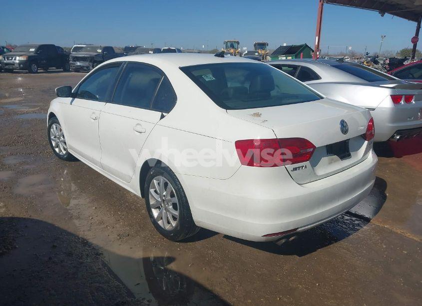Photo 3 of 2012 Volkswagen Jetta 2.5L SE (VIN 3VWDP7AJ4CM457941)